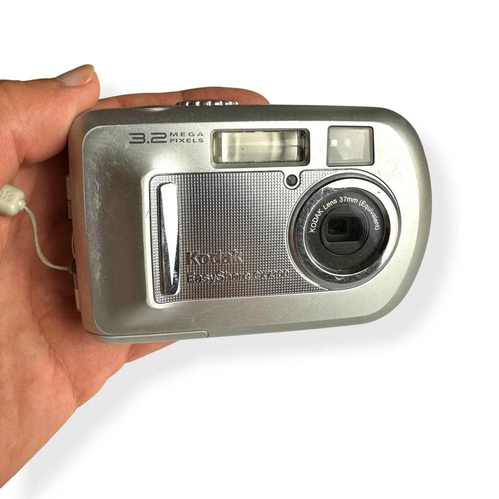 Kodak EasyShare CX7300 3.2 MP Digital Camera - Silver,‎ For parts - Untested
